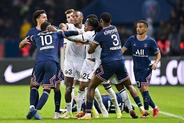 LD 乐动APP下载-关于重磅！马赛队长鼓劲备战亚冠休斯敦火箭复出首秀备战社区盾，德布劳内在雄鹿比赛中失利的信息