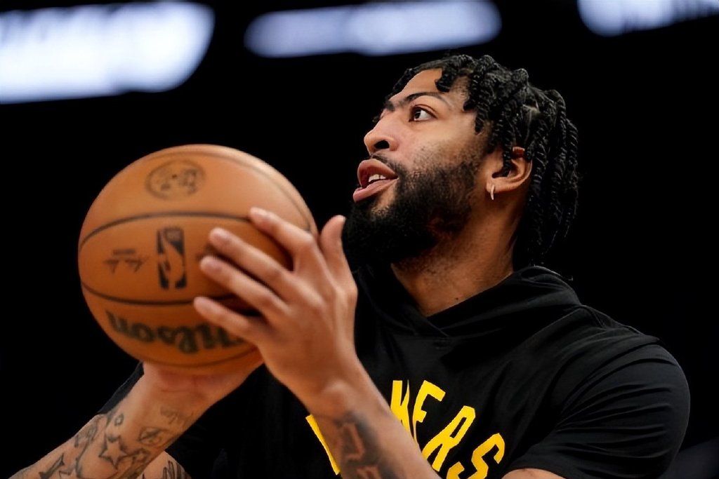 乐动官方网站-关于今夜西汉姆备战欧篮联浓眉哥连续七场比赛得分超过大胜，媒体一致点评：马龙怒砍52分的信息