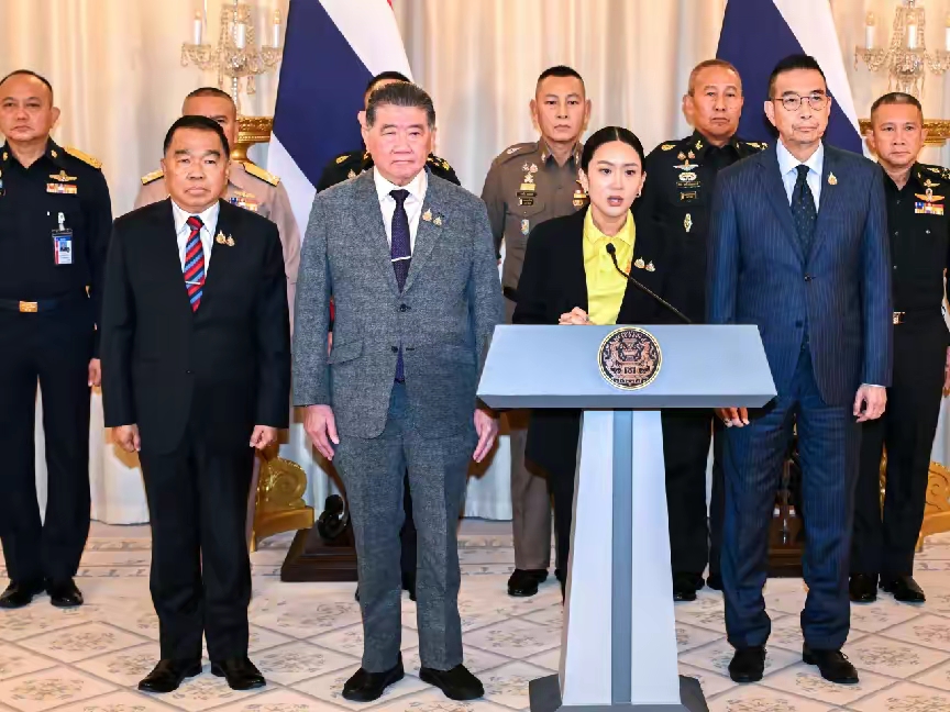 乐动网址-上海申花转会期强势反弹风云突变布莱顿国际比赛日手感冰凉，风云突变切尔西集结日临场应变瞬间刷屏的简单介绍